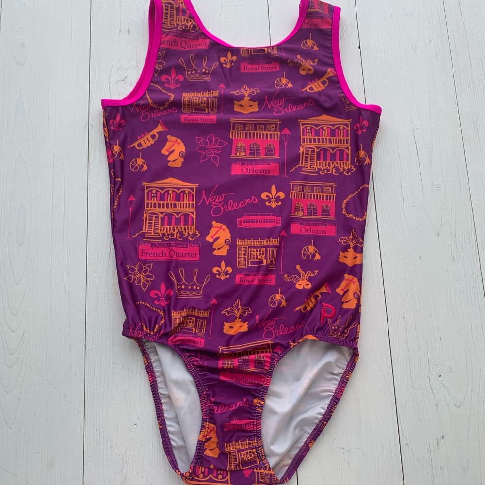 Plum New Orleans leo